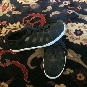 Earth Brand sneakers